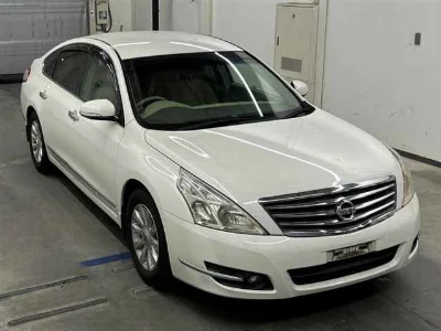 NISSAN TEANA