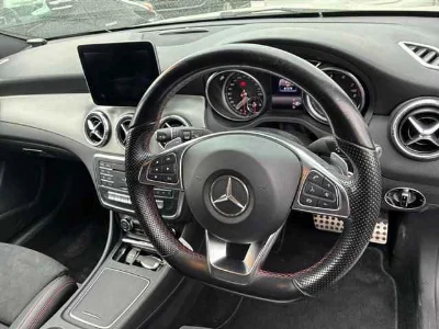 MERCEDES BENZ CLA SHOOTING BRAKE