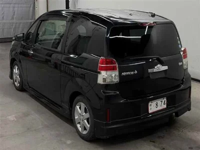TOYOTA SPADE