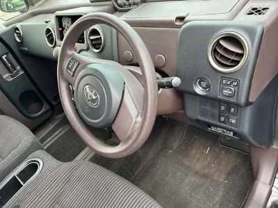 TOYOTA SPADE