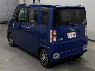 TOYOTA PIXIS MEGA