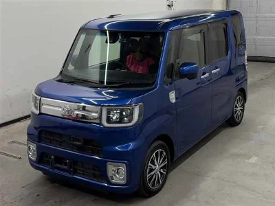 TOYOTA PIXIS MEGA