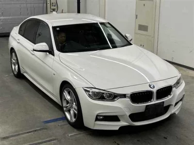 BMW 3 SERIES