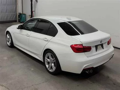 BMW 3 SERIES