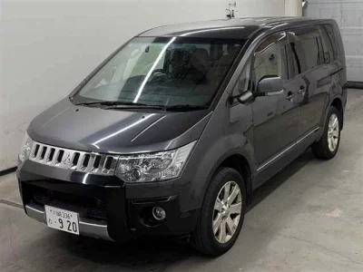 MITSUBISHI DELICA D5