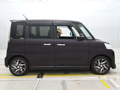 SUZUKI SPACIA CUSTOM