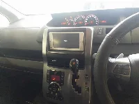 Цена авто Toyota Voxy с аукционов Японии, номер кузова ZRR70W, пробег 158 000, оценка 7