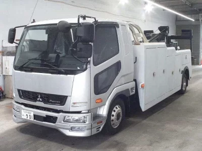 MITSUBISHI FUSO FIGHTER