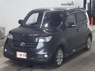 TOYOTA BB