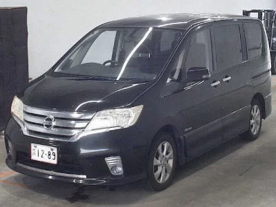 NISSAN SERENA