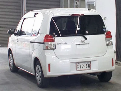 TOYOTA SPADE