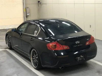 NISSAN SKYLINE
