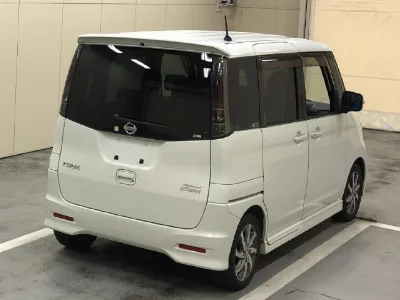NISSAN ROOX