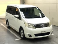 Цена авто Nissan Serena с аукционов Японии, номер кузова C25, пробег 131 000, оценка 8