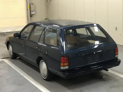 TOYOTA CARINA