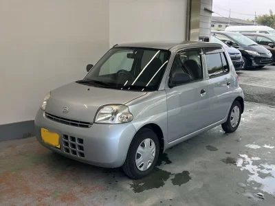 DAIHATSU ESSE
