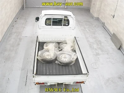 NISSAN CLIPPER TRUCK