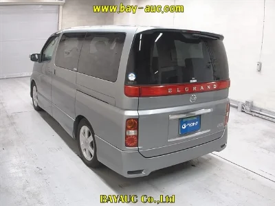 NISSAN ELGRAND
