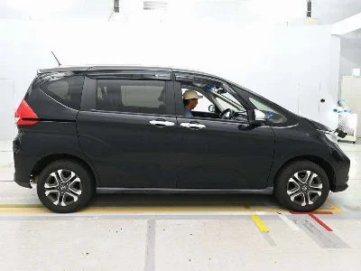 HONDA FREED+