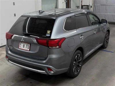 MITSUBISHI OUTLANDER PHEV