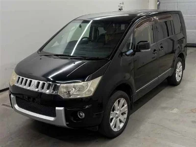 MITSUBISHI DELICA D5