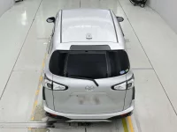 Цена авто Toyota Sienta с аукционов Японии, номер кузова NSP170G, пробег 80 000, оценка 8
