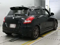 Цена авто Suzuki Swift с аукционов Японии, номер кузова ZC72S, пробег 99 000, оценка 8