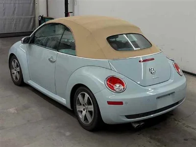 VOLKSWAGEN NEW BEETLE