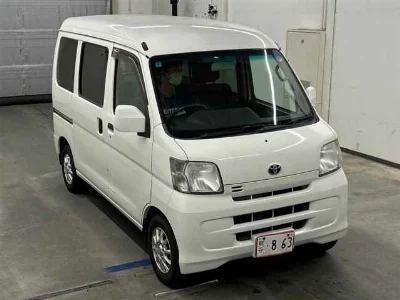 TOYOTA PIXIS VAN