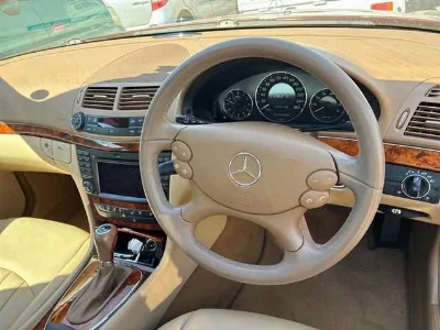 MERCEDES BENZ E CLASS