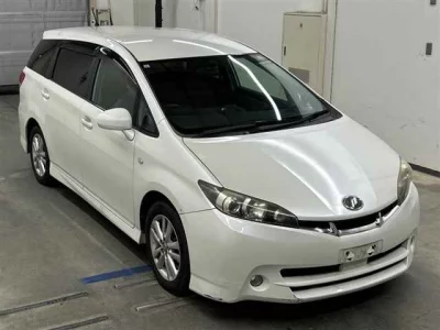 TOYOTA WISH