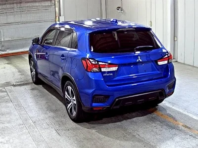 MITSUBISHI RVR