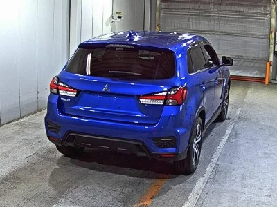 MITSUBISHI RVR