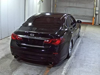 NISSAN FUGA