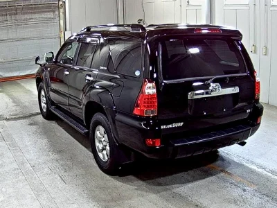 TOYOTA HILUX SURF