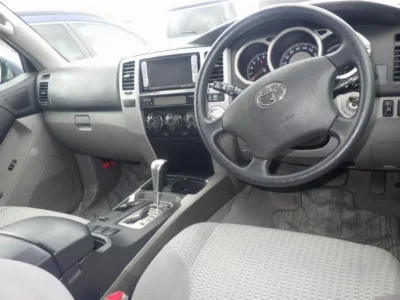 TOYOTA HILUX SURF