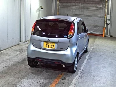 MITSUBISHI I