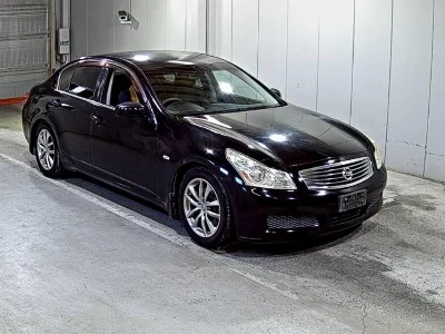 NISSAN SKYLINE