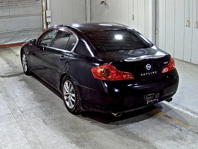 NISSAN SKYLINE