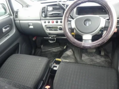 SUZUKI MRWAGON