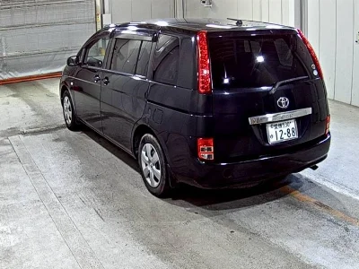 TOYOTA ISIS