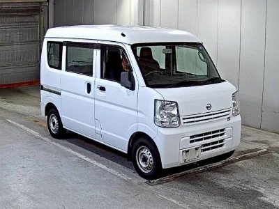 NISSAN CLIPPER VAN