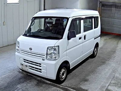 NISSAN CLIPPER VAN