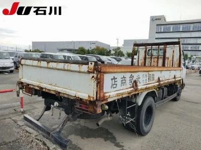 MITSUBISHI CANTER