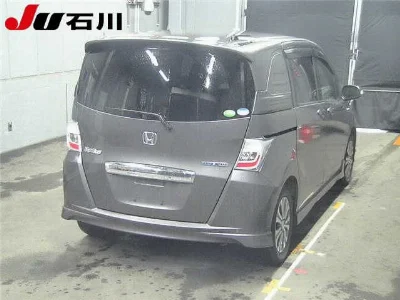 HONDA FREED SPIKE