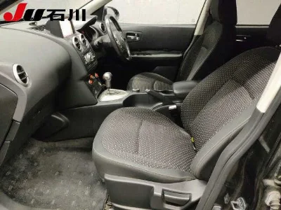 NISSAN DUALIS