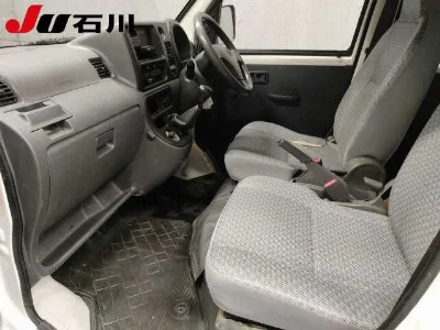 TOYOTA PIXIS VAN
