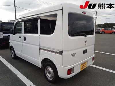 NISSAN CLIPPER VAN