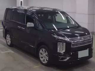 MITSUBISHI DELICA D5