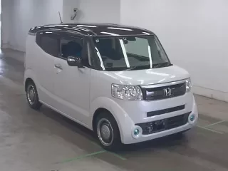 HONDA N BOX SLASH